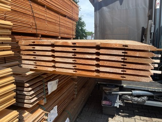 Ca. 36x Douglas Blokhut Profiel, 28x175mm, lengte 500cm